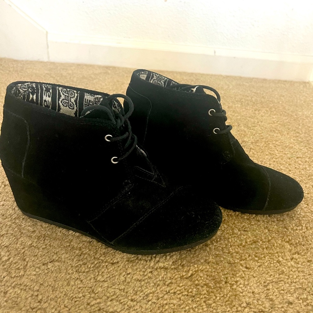 TOMS wedge black booties. Women’s size 8.5